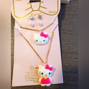 💕3/$24, Hello Kitty set